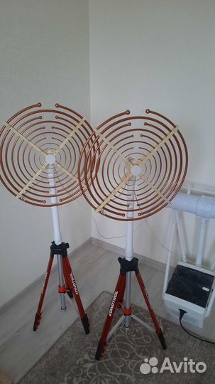 Мультиволновой осцилятор