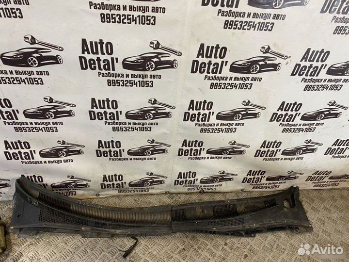 Жабо Mazda 6 2004