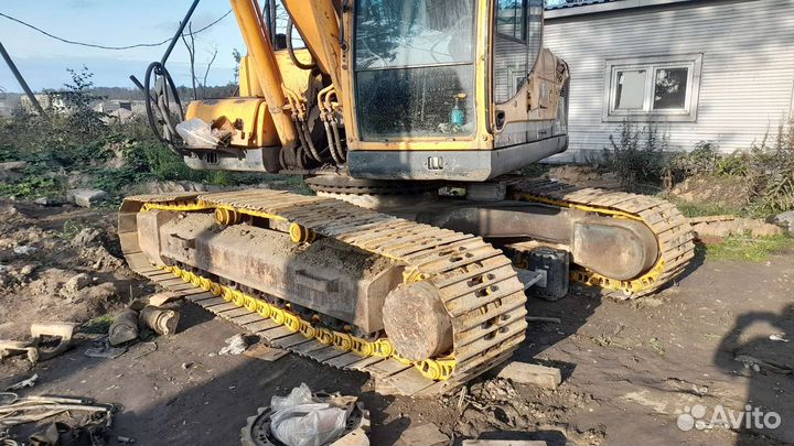 Машинист гусеничного экскаватора