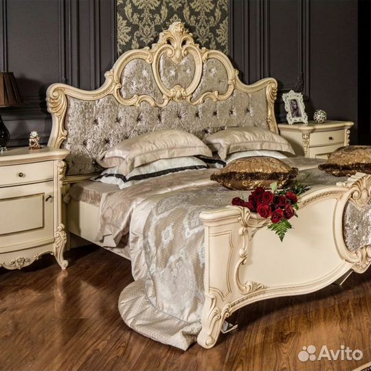 Спальня в классическом стиле Лорена крем глянец