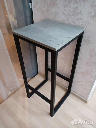 Барный стул