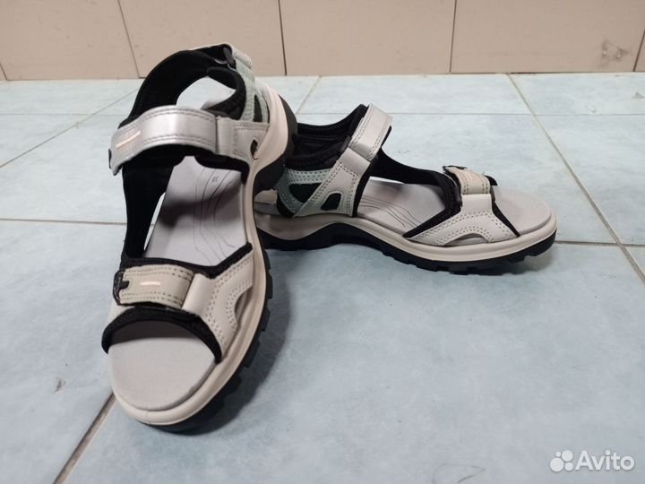 Сандалии ecco 38