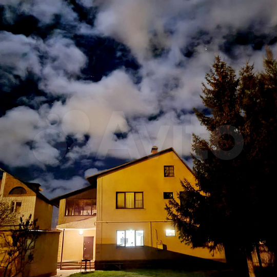 Дом 180 м² на участке 20 сот.