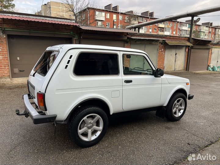 LADA 4x4 (Нива) 1.7 МТ, 2015, 63 000 км