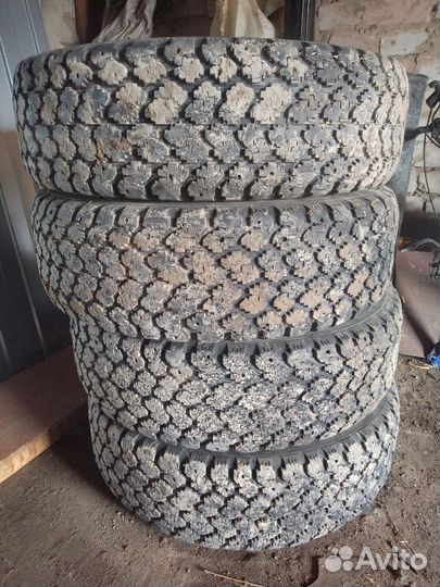 Комлект колёс на Ниву