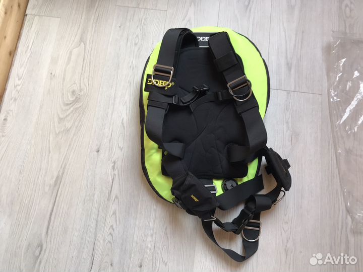 Компенсатор плавучести крыло