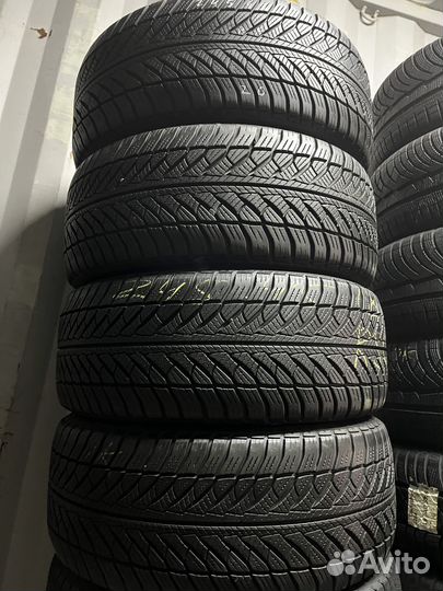 Goodyear UltraGrip 8 Performance 245/45 R18