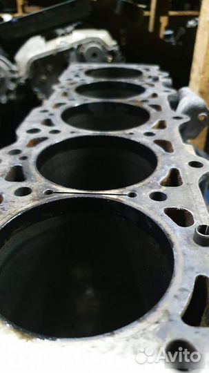 Блок двс Mercedes 1984-1993