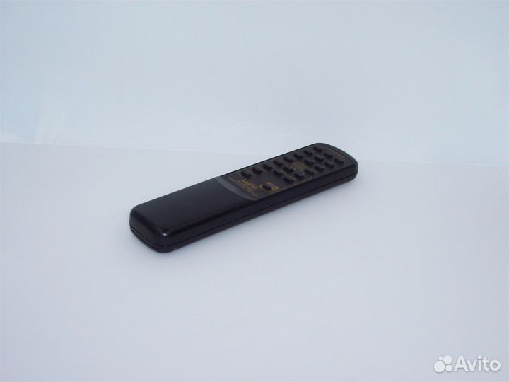 Пульт Sanyo D650 CD