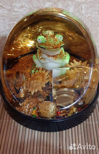 Подставка для ручки, Богатая лягушка
