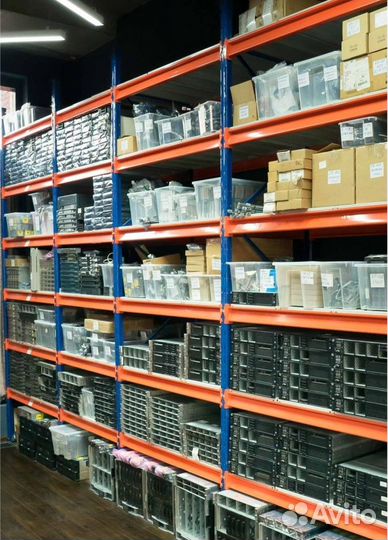 HP DL360p Gen8 8х SFF 2 x Xeon E5-2667v2/64GB RAM