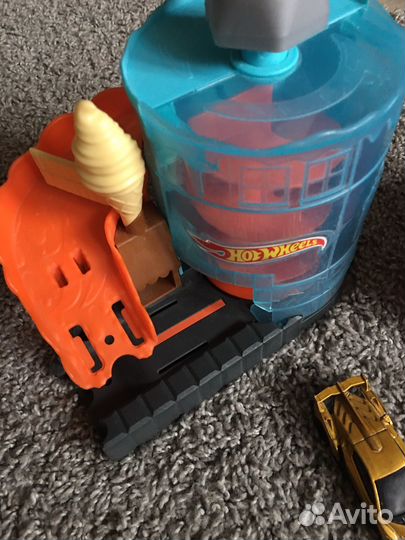 Hot wheels треки