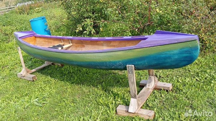 Лодка каноэ