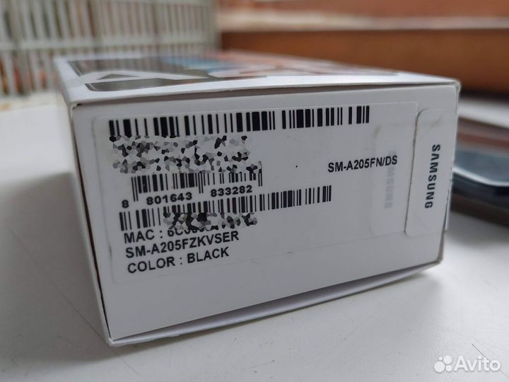 Samsung Galaxy A20, 3/32 ГБ