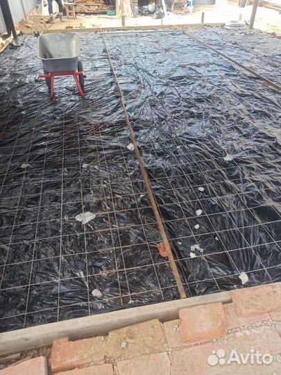 Разнорабочие