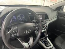 Hyundai Elantra 2.0 AT, 2019, 146 000 км, с пробегом, цена 1 650 000 руб.