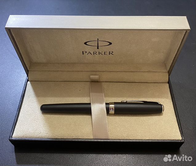 Перьевая ручка Parker