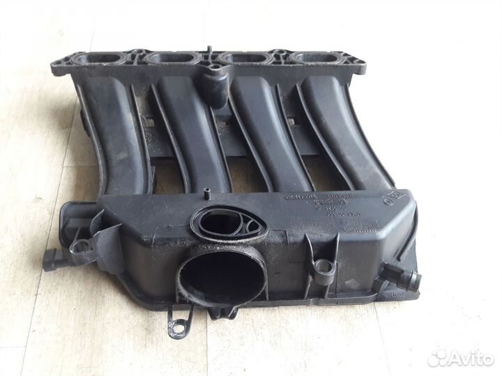 Коллектор впускной Nissan Almera G15 1401300Q0A