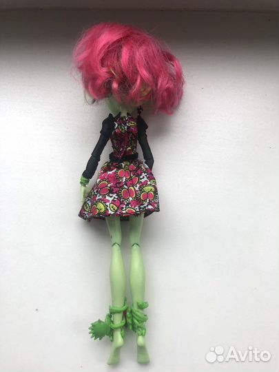 Кукла Монстер Хай Венера ”Мрак и цветение”