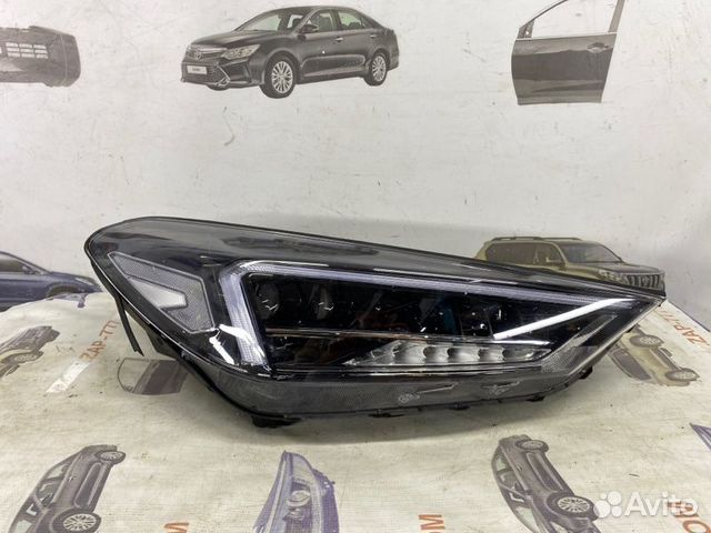Фара передняя правая Hyundai Tucson 3