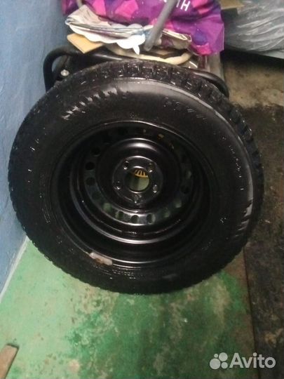 Nokian Tyres Hakkapeliitta 9 195/65 R15 95T