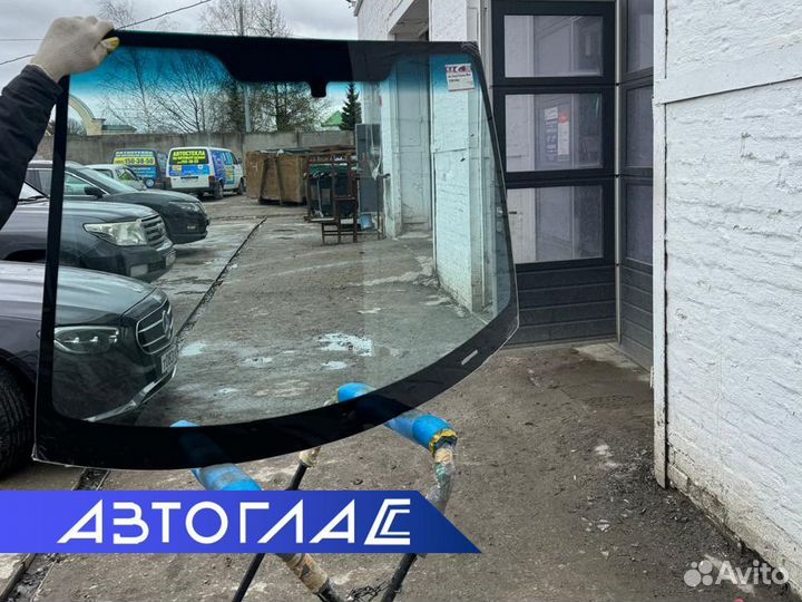 Стекло лобовое москвич 3