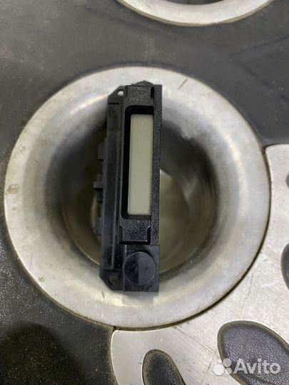 Градусник Mercedes W124