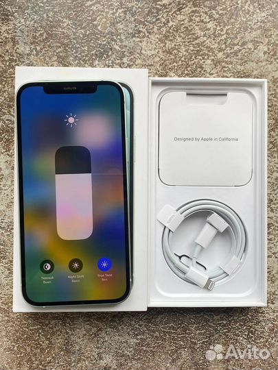 iPhone 12, 64 ГБ