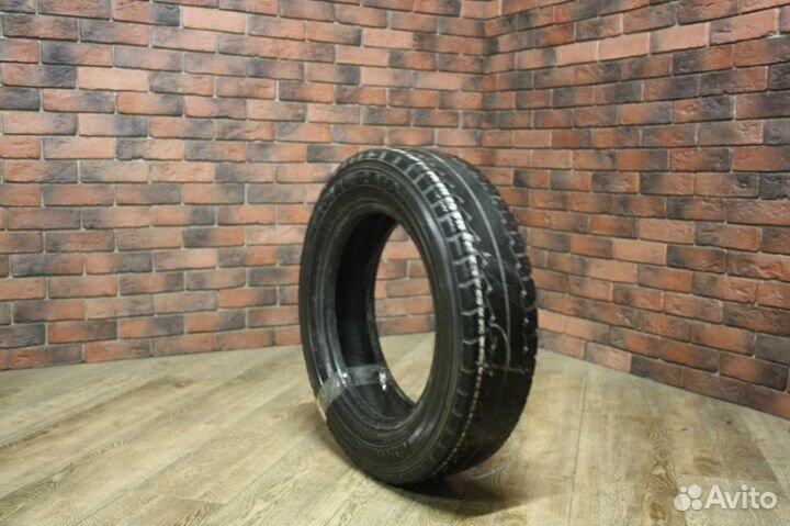 Hankook Radial RA10 175/75 R16