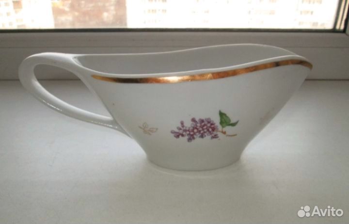 Фарфор сливочник/соусник сирень дулево 1965г,СССР