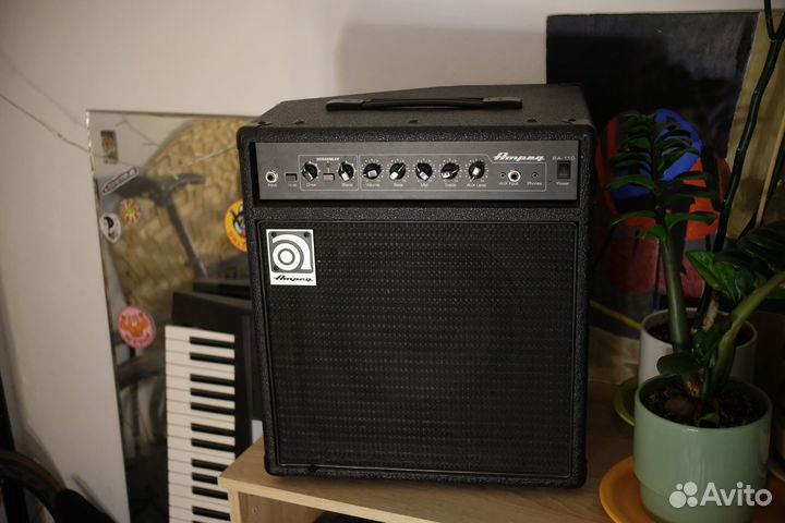 Ampeg BA-110v2 Комбоусилитель для бас-гитары