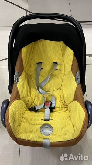 Автолюлька maxi cosi с базой isofix