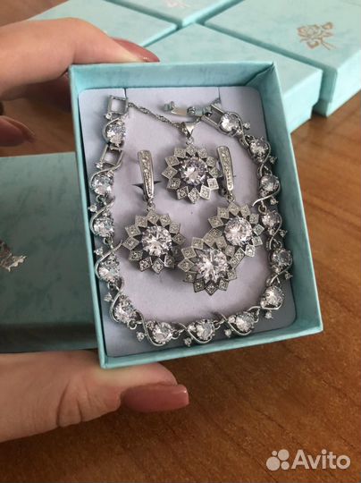 Серебряный комплект
