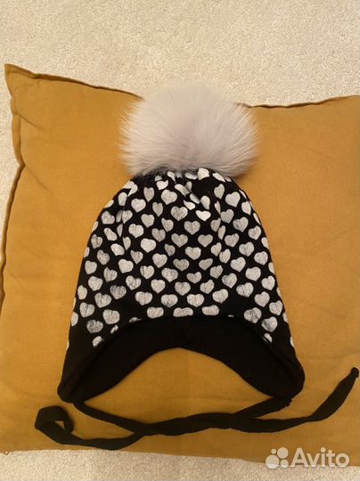 Il Trenino шапка с помпоном из песца 44