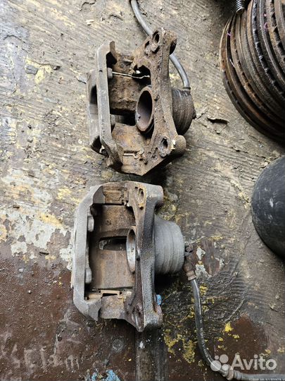 Суппорт передний Murano Z50 Infiniti FX35 S50