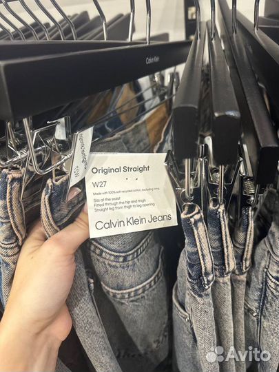 Джинсы Calvin Klein