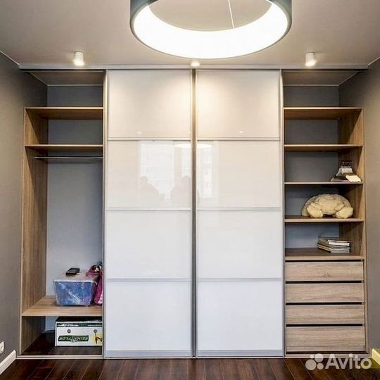 Шкаф купе угловой