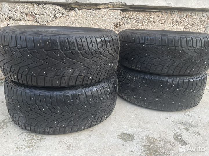 Gislaved NordFrost 100 215/55 R16