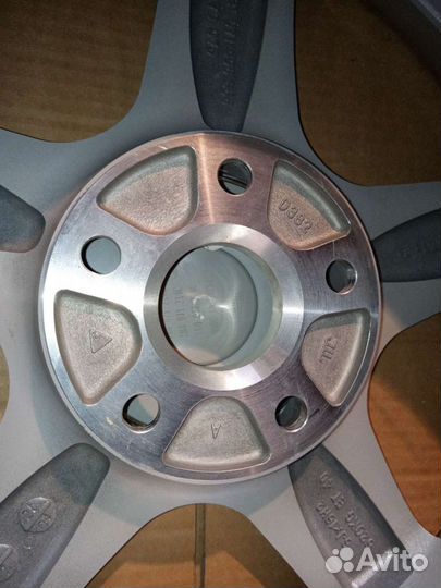 Диск колеса литой R16 VW Passat 3BG