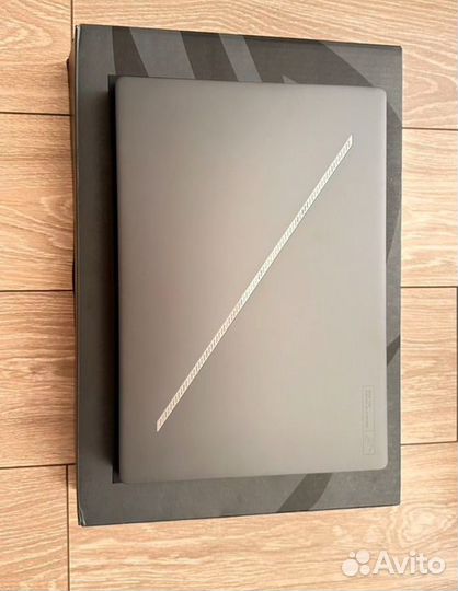Asus rog zephyrus g14 2024 4060 r9-8945HS