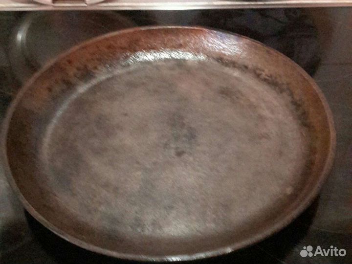 Сковорода чугунная