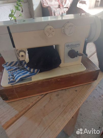 Швейная машинка