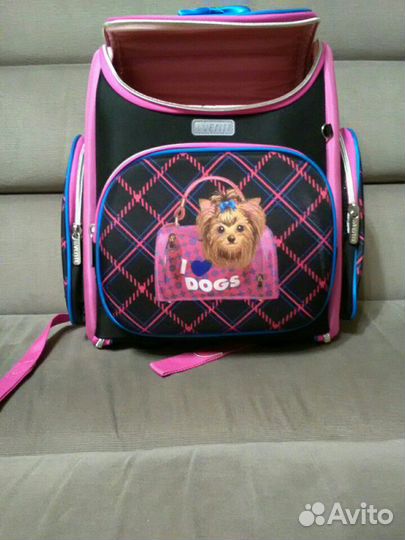 Школьный рюкзак