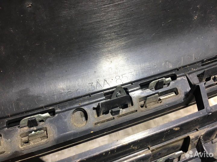 Решетка радиатора Volkswagen Passat B7 2012