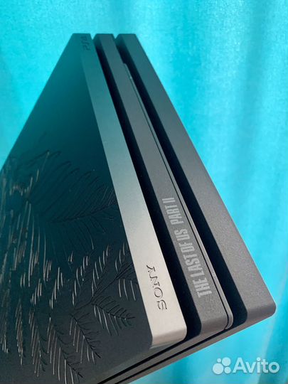 Sony PS4 Pro Limited Edition Редкая