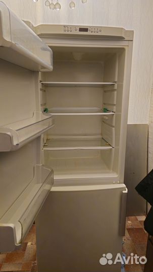 Холодильник