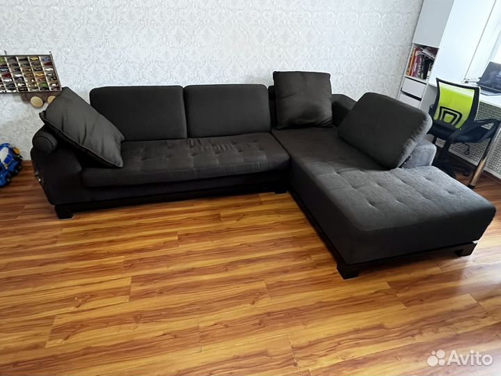 Большой угловой диван IKEA