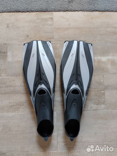 Продаю 2 комплекта: ласты, маску, трубку