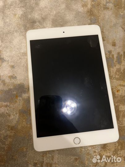 iPad mini 4 на запчасти