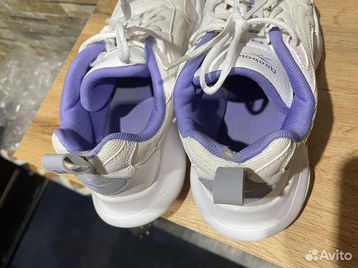 Кроссовки Reebok женские 235